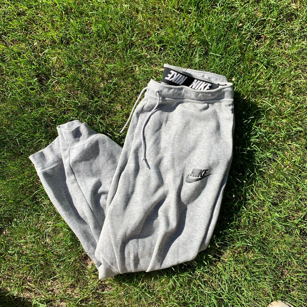 Nike Joggers